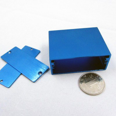 555521 Aluminium Blue Case