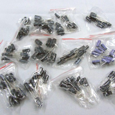 *Radial Electrolytic Capacitor (CPOL, 0.22UF-470UF, 12Kinds x 10PCs)