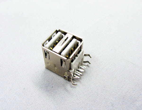 Double USB A Female Socket PCB Mount Connector1