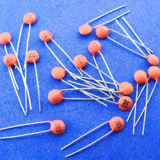 100PCs Ceramic Capacitor [Type]