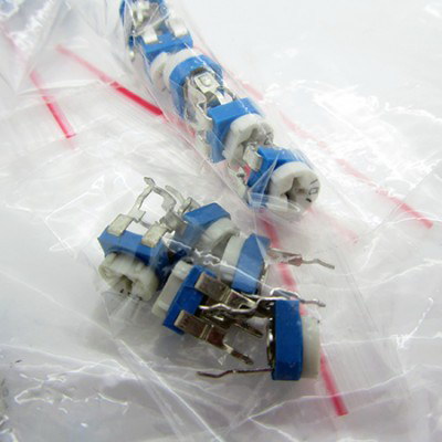 065 Blue&White Potentiometer / Adjustable Resistor Kit (100R-1M, 13 Kinds*5Pcs)